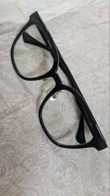 Zoff 블랙 프레임 안경 UV 차단 렌즈