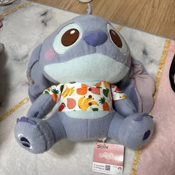 스티치 봉제 인형 후르츠 패턴 티셔츠