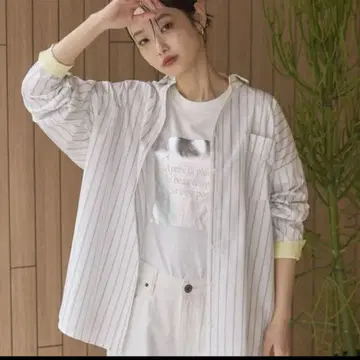 화이트 스트라이프 오버 사이즈 셔츠 택 포함 새상품
