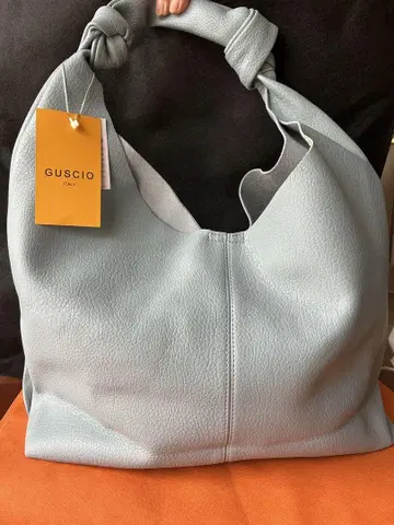 GUSCIO 라이트 블루 숄더백