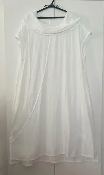 센소유니코 메카제 롱 원피스 38