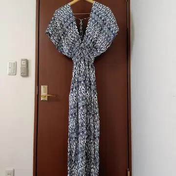 라우트 블루 LAUT BLUE 리조트 롱 원피스 올 패턴 L 사이즈