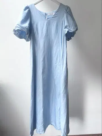 이데알루체 원피스 새상품급