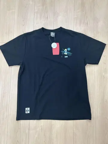 미사용 새상품 CHUMS Hook the Fish T-Shirt M