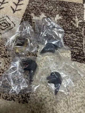 제일복권 고질라 대괴수 열전 G 몬스터 헤드 마그넷 4종 세트