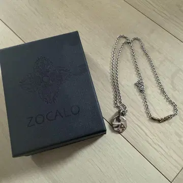 ZOCALO 목걸이