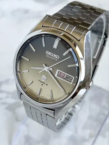 SEIKO TYPE 2 쿼츠 손목시계 작동품 빈티지