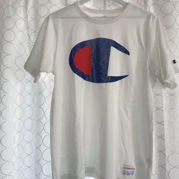 Champion 화이트 티셔츠 로고 프린트