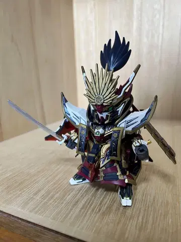 조립 페인트 완료 SDW HEROS 노부나가 건담 에피온
