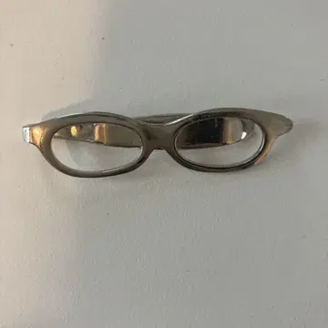TAKEO KIKUCHI 안경 디자인 넥타이핀