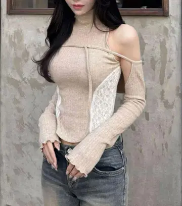 YILON MADE Sidelace piony tops 베이지