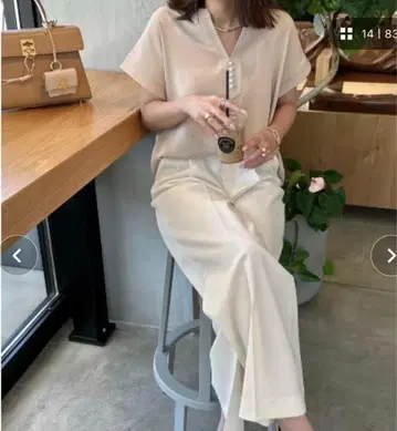 Emma Taylor 이지케어 펄 버튼 키 넥 블라우스