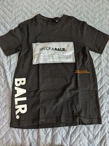 BALR. LIFE OF A BALR. 블랙 티셔츠