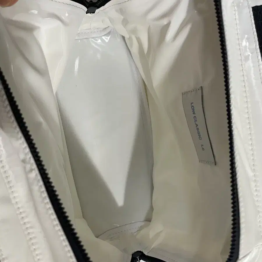 トートバッグ ^LOW CLASSIC^ PADDED NYLON BAGWHITE LC233_BA01WH LOW CLASSIC(ロウ クラシック) バッグ・カバン(レディース) 2