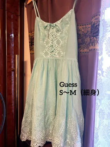 GUESS 원피스 자수 전체 레이스업 에메랄드 그린 아리엘 스타일 여름