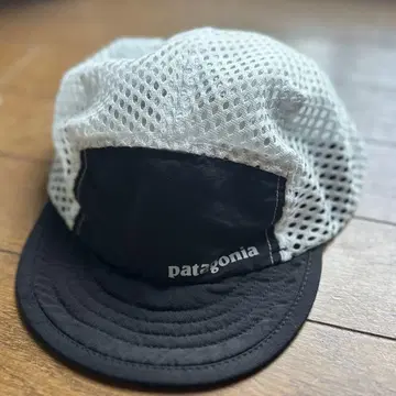 새상품급 Patagonia 덕빌 캡 블랙