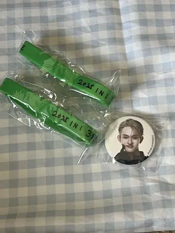 INI 타지마 쇼고 러버 밴드 2개 미니 캔뱃지