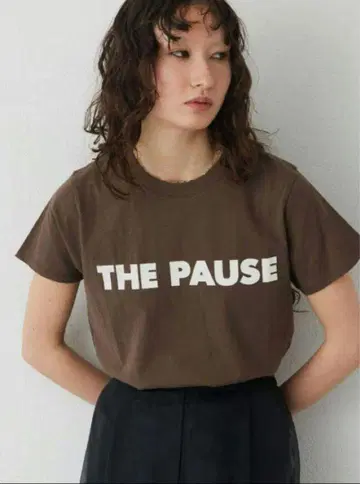 윔 가젯 THE PAUSE 티셔츠 브라운