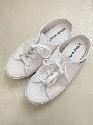 SUPERGA 화이트 슬립온 37