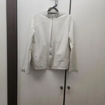요건 레일 자켓