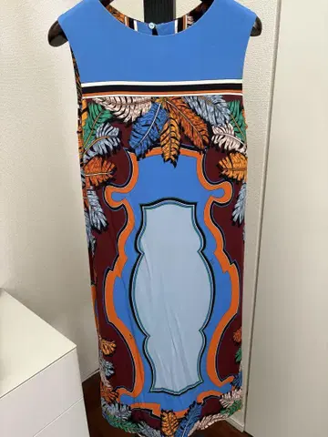 푸치 패턴 EMILIO PUCCI 보타니컬 프린트 슬리브리스 원피스