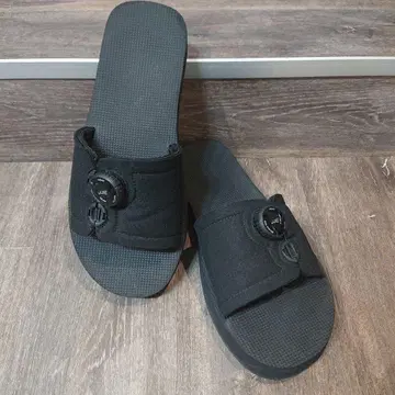 PG 피지 샌들 블랙