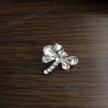 새상품급! 잠자리 디자인 크리스탈 브로치