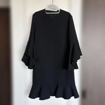YOKO CHAN 블랙 미니 원피스 긴팔 플레어 슬리브