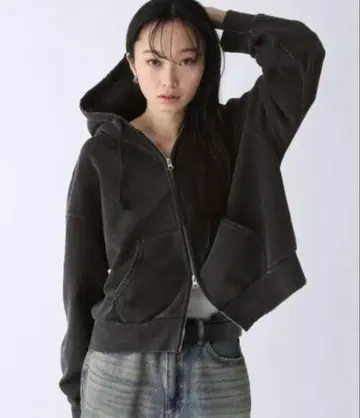 지나시스 Fade 컬러 ZIP 후디 블랙 계열 기타 M 사이즈