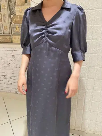 릴리 브라운 하트 자카드 미디 원피스