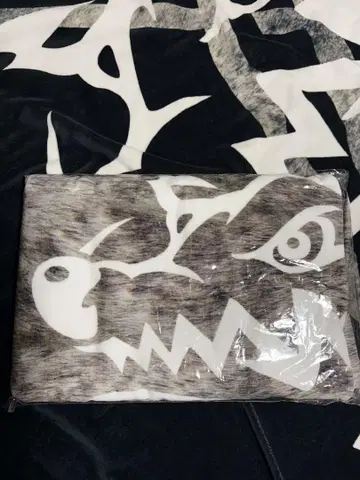 MAN WITH A MISSION 털 모양 다이너마이트 타월 [미사용]