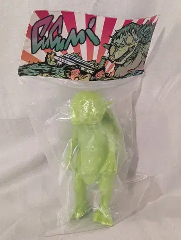 Rocky Toy Cucumi 옐로우 그린 성형 미페인팅