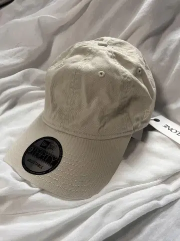 mica&deal newera 캡