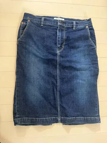 UNITED ARROWS 다크 블루 타이트 스커트