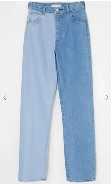moussy 비대칭 컬러 테이퍼드 데님 팬츠 완판템