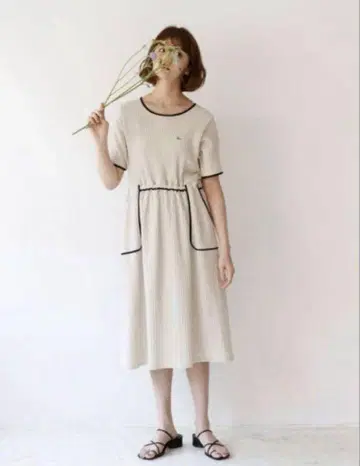 idem 파이핑 원피스