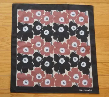 마리메꼬 미니 우니코 스카프 51x54cm 블랙 브라운