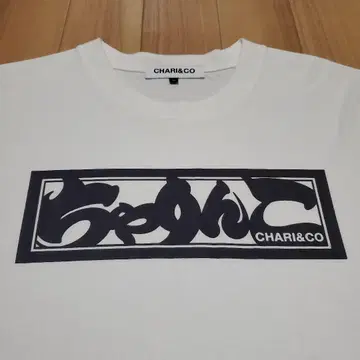 새상품급 CHARI&CO 샤리아 앤 코 히라가나 박스 로고 티셔츠