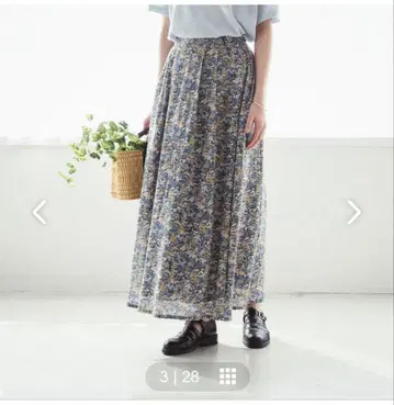 북유럽 생활용품점 리버티 프린트 롱 스커트