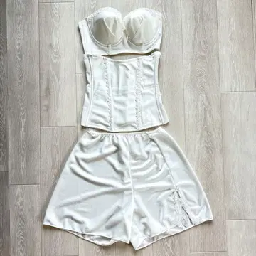 브라이덜 이너 C75 브라이덜 이너 허그