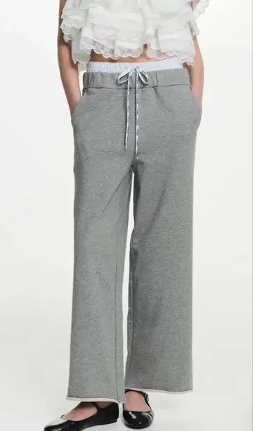 미사용 Bibiy. JULIET DOUBLE WAIST PANTS 비비