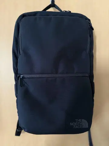THE NORTH FACE 셔틀 데이팩 슬림
