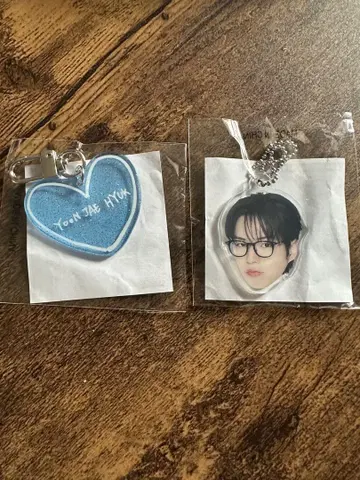 TREASURE 캡슐 토이 재혁
