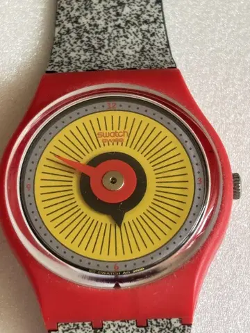 Swatch 손목시계 그래픽 디자인