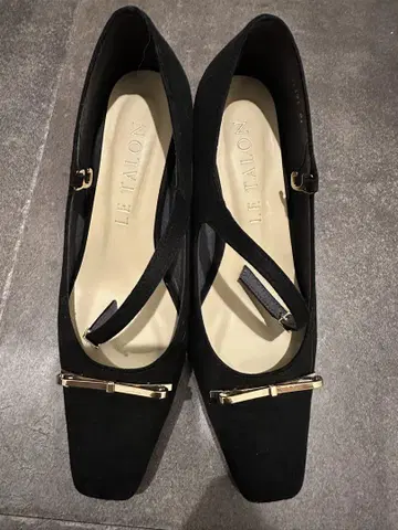 LE TALON 블랙 스퀘어토 펌프스 23cm