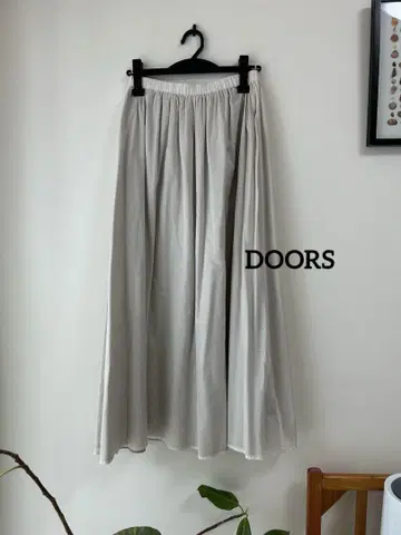 DOORS 코튼 보일 리버서블 스커트