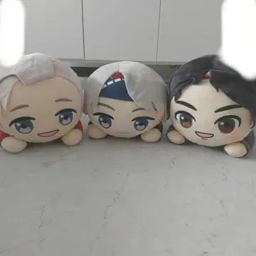 BTS tinytan 누워있는 봉제 인형 3개 세트