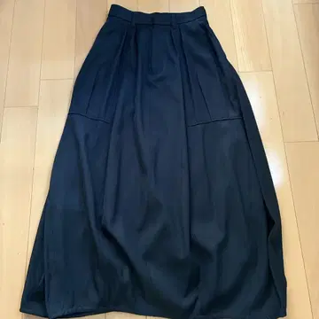스터닝 루어 스커트 새상품급