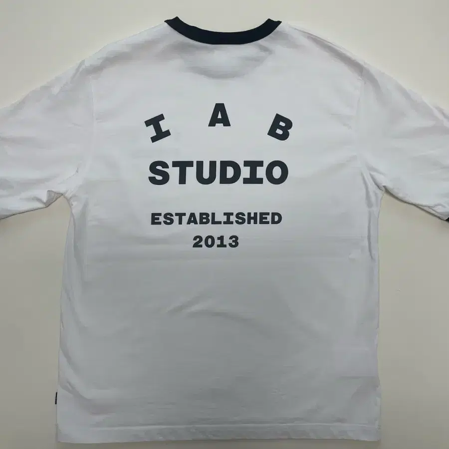 【IAB STUDIO】IAB Studio Established T-Shirt White Black s-l1200.png