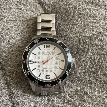 Tommy Hilfiger 시계